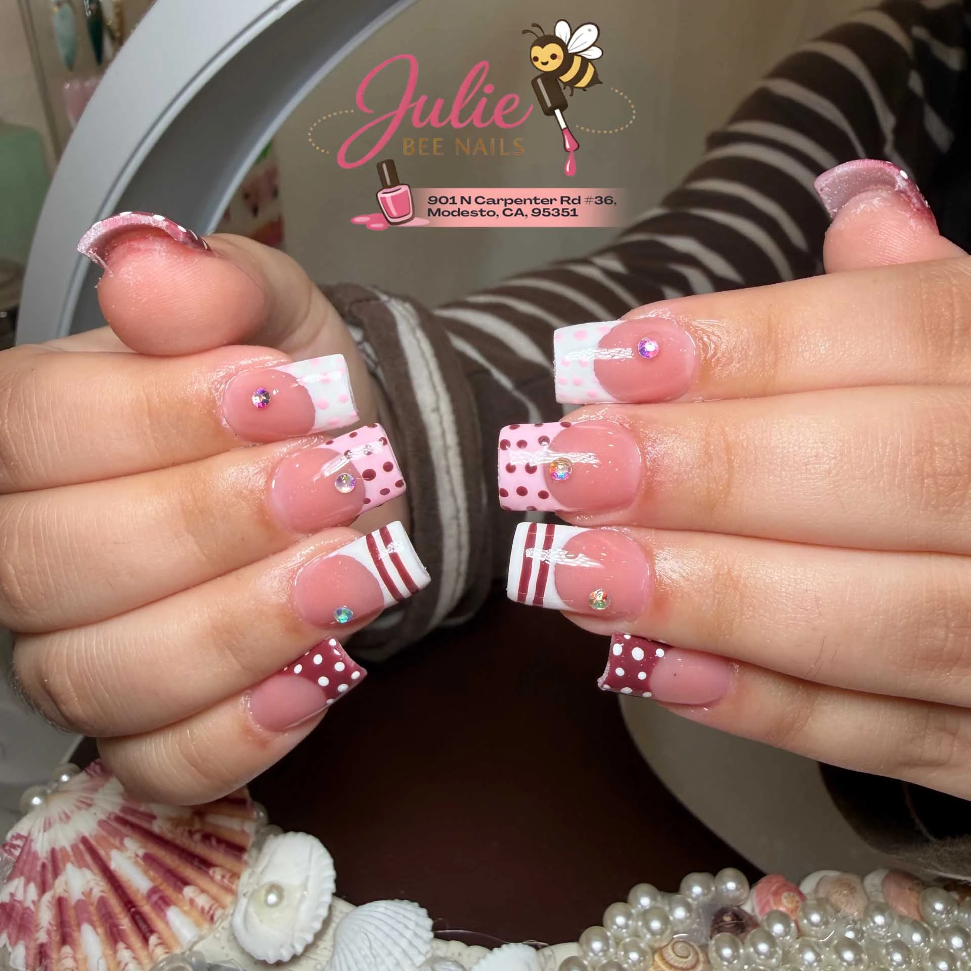 Elegant nails